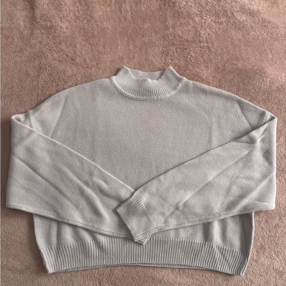 H&M Light Purple Women's Turtleneck Sweater